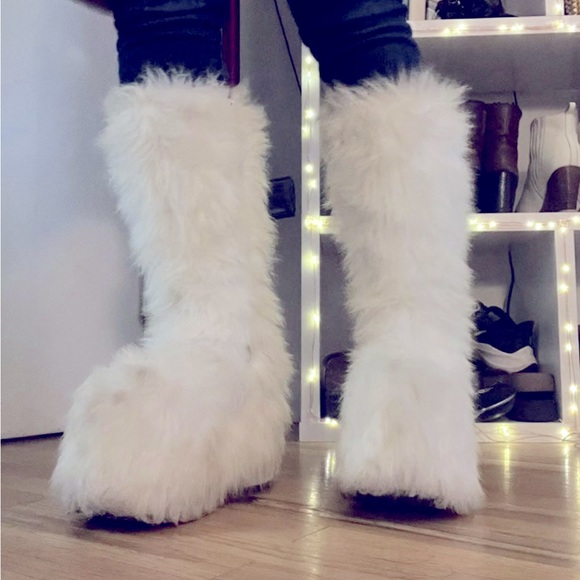 ❤️Ellie chunky heel platform fur boots❤️ - Picture 5 of 10